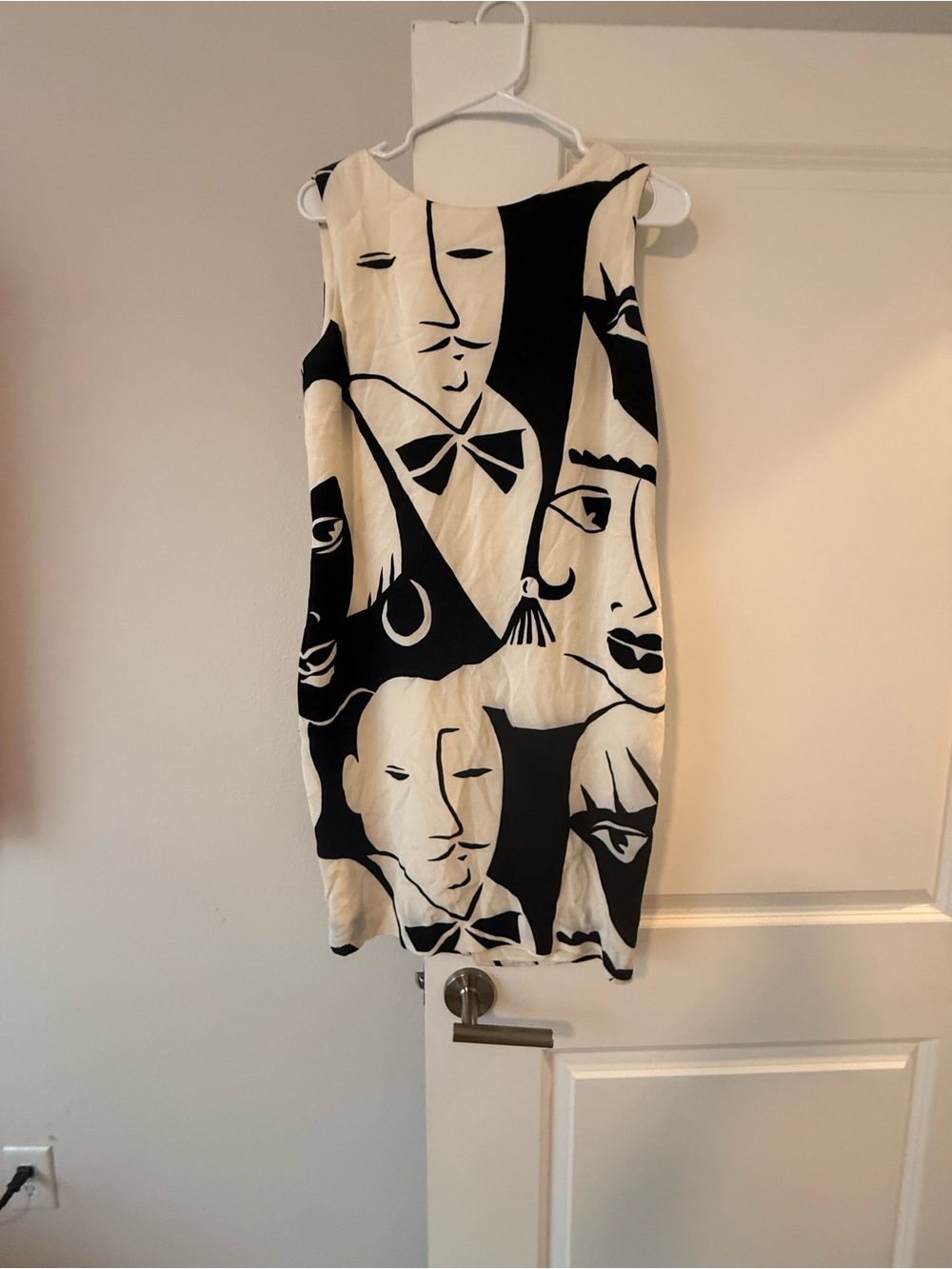 Abstract Face Print Pencil Skirt in Black and Cream